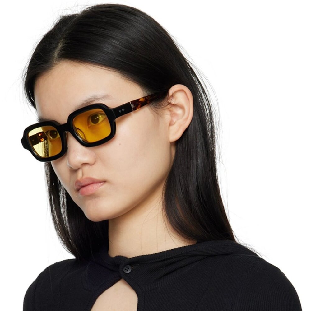 bonnie clyde - "SHY GUY" sunglasses & bag case